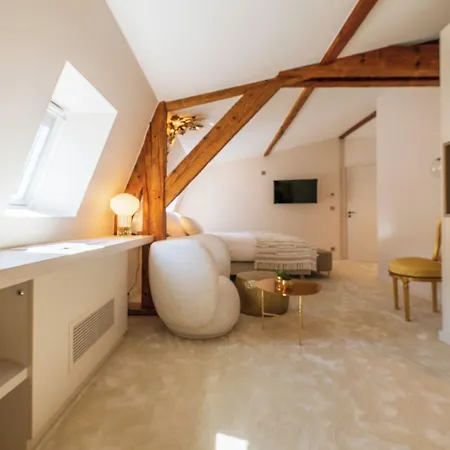 ホテル Belle Epoque